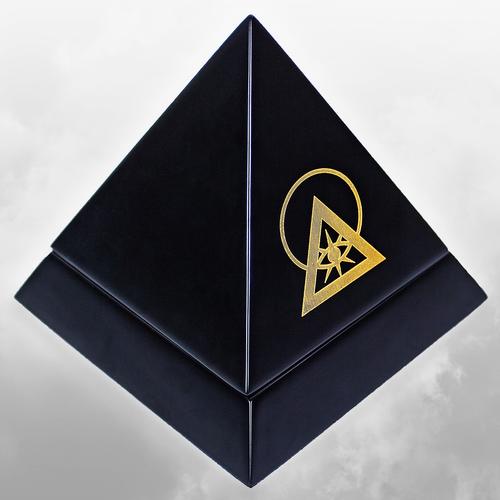 illuminati-elite-trifecta-photos-square-2_500x